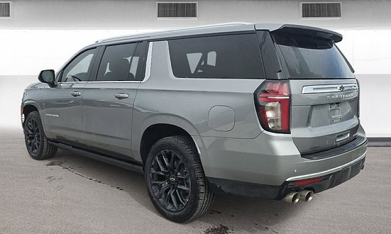 2023 Chevrolet Subur...