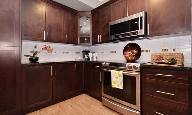 Popular Townhome Com...
