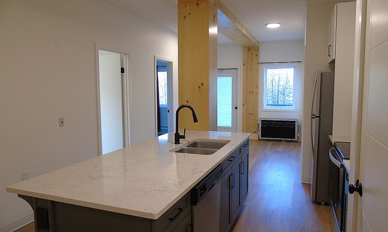 3 Bedroom Corner Apa...