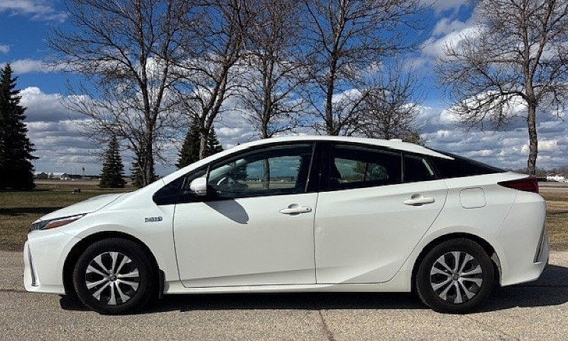 2020 Toyota Prius Pr...