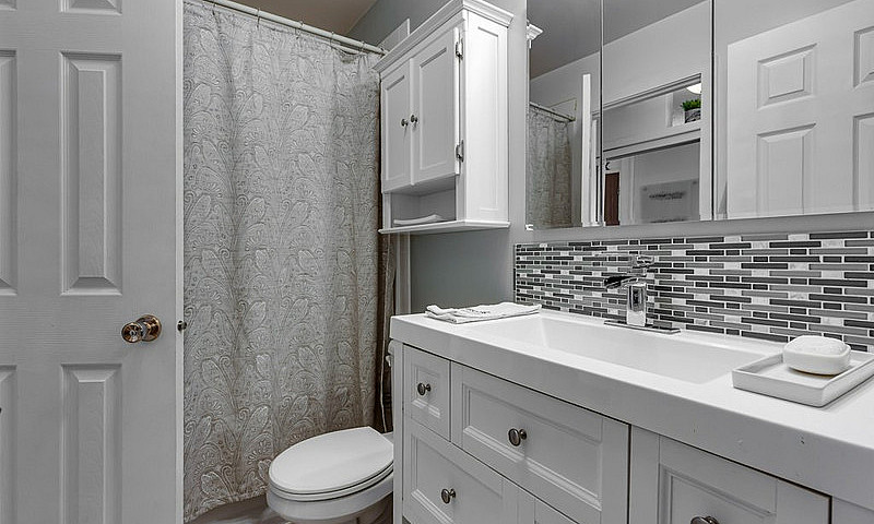Morrisroe Bungalow W...