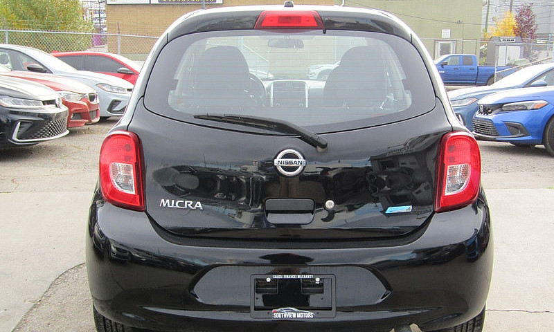 2015 Nissan Micra 4D...