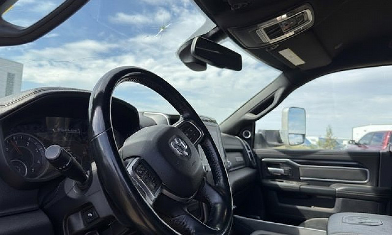 2022 Ram 3500 Larami...