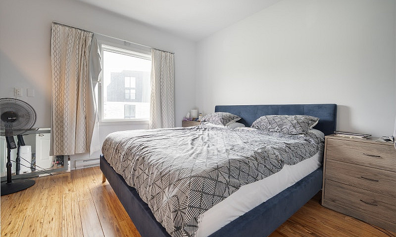 Condo 3 Chambres + 2...