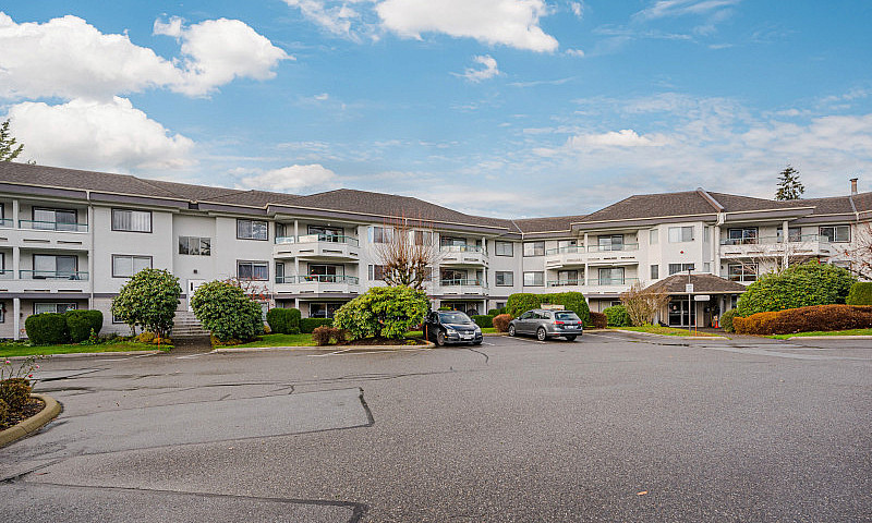 241-2451 Gladwin Rd,...
