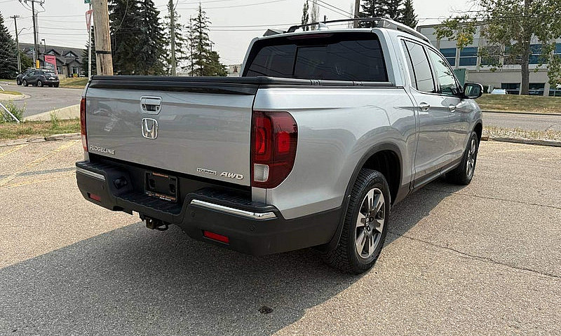 2017 Honda Ridgeline...