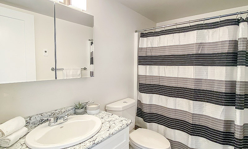 Strathcona Apartment...