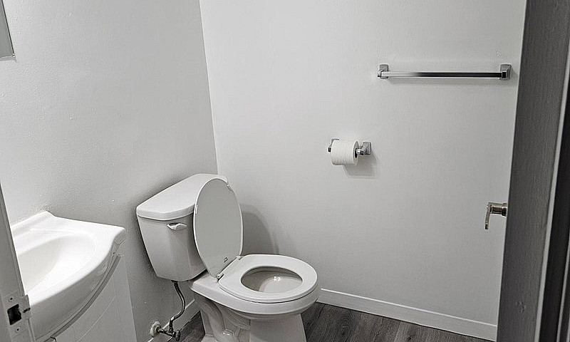 2 Bedroom $1,595 All...
