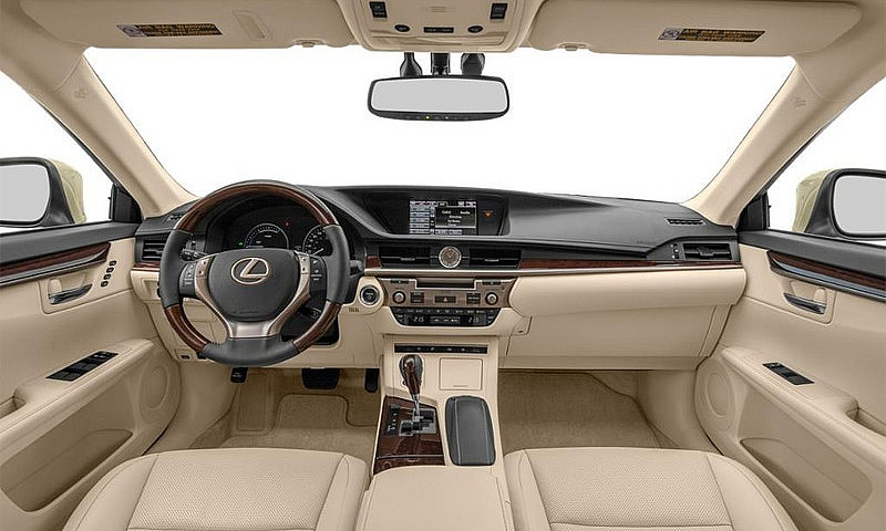2015 Lexus Es 300H...
