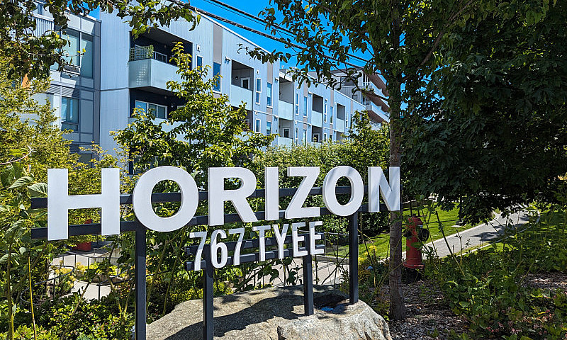 Modern 1Bdr Condo At...