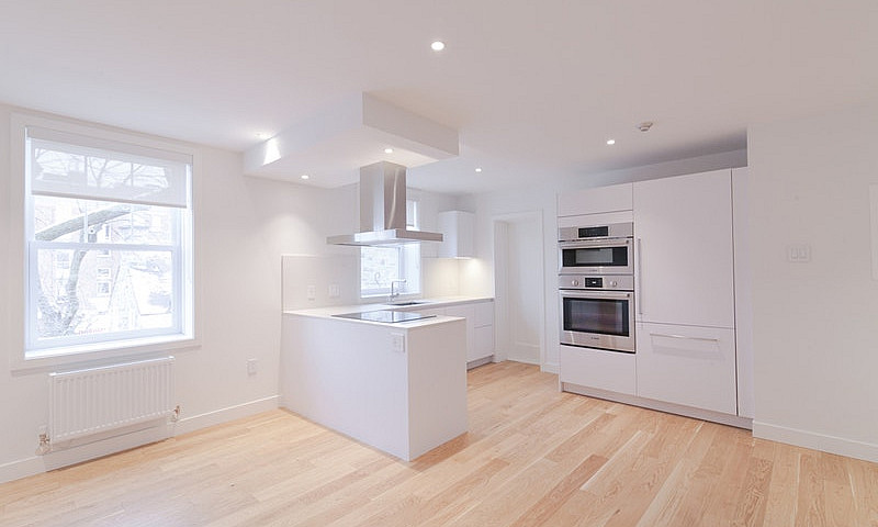 Fully Refurbished 2-...