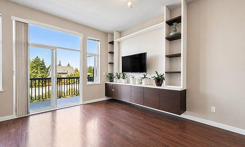 29 10415 Delsom Cres...