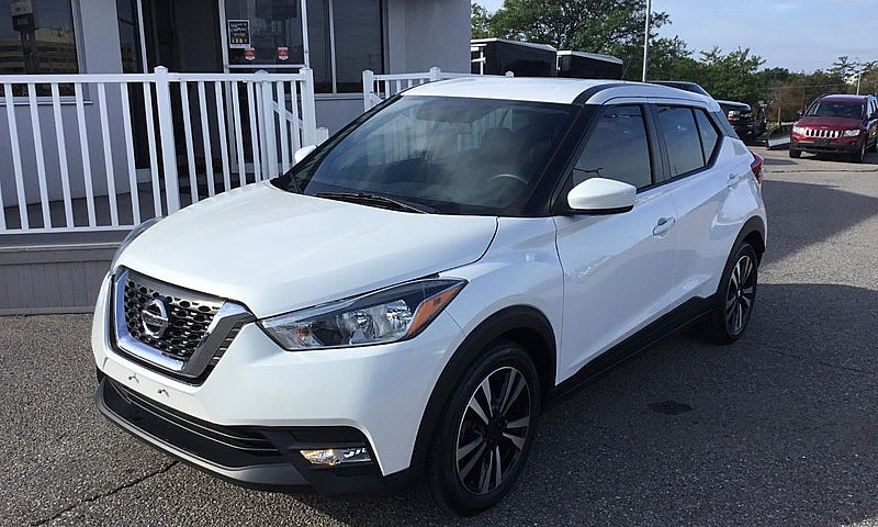 2018 Nissan Kicks Sv...