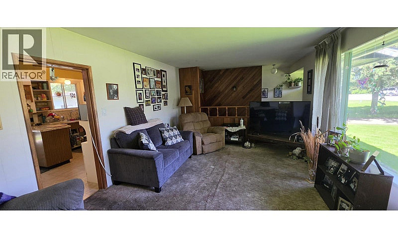 1399 North Fraser Dr...