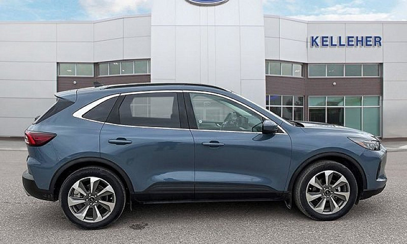 2024 Ford Escape Pla...