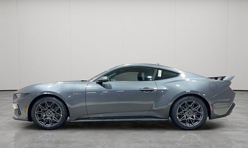 2026 Ford Mustang Gt...