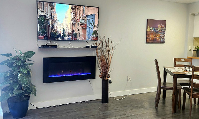 Fully Furnished & Al...