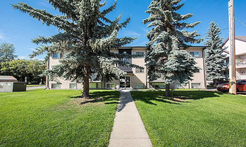 Plaza Apartments - 2...