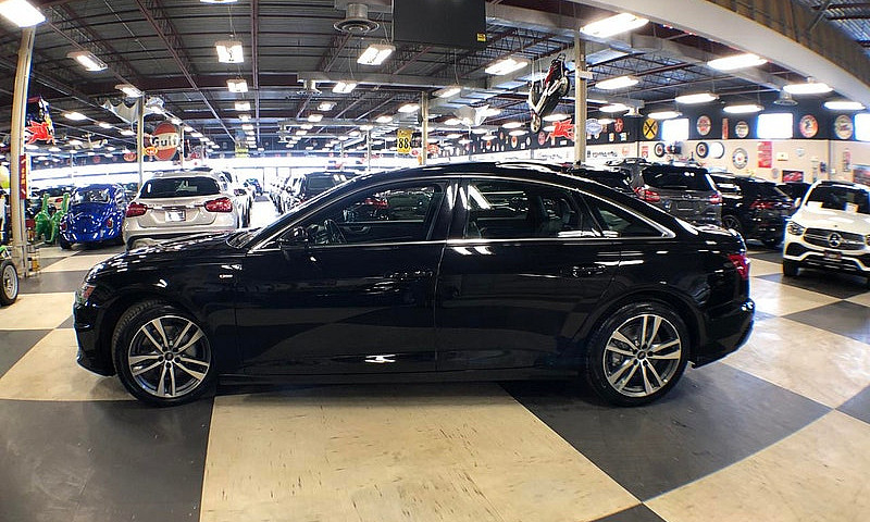 2023 Audi A6 Progres...