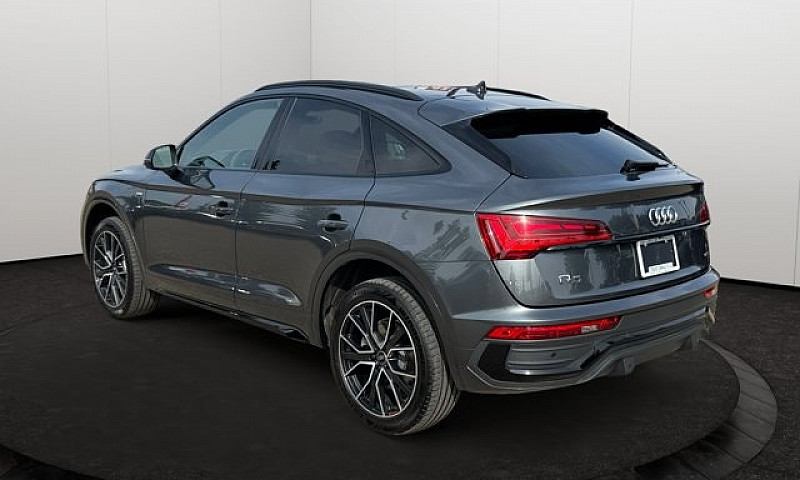 2022 Audi Q5 Sportba...