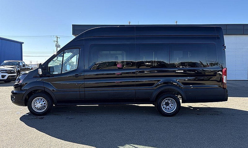 2027 Ford Transit Pa...