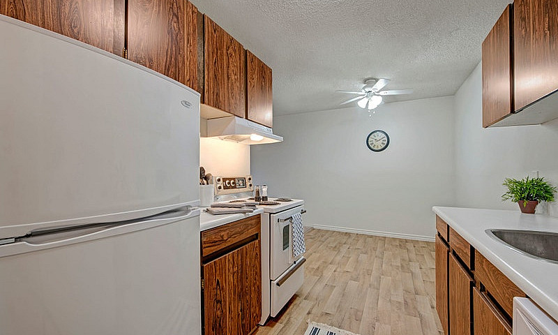 2 Bed X 1 Bath Apart...