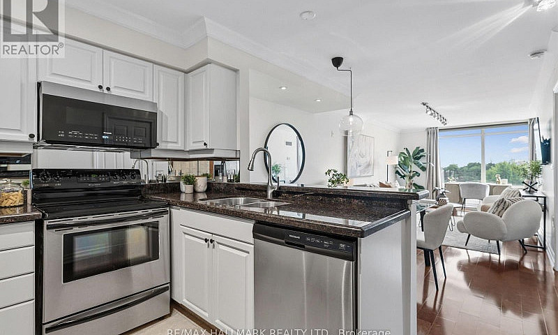 511 - 3840 Bathurst ...