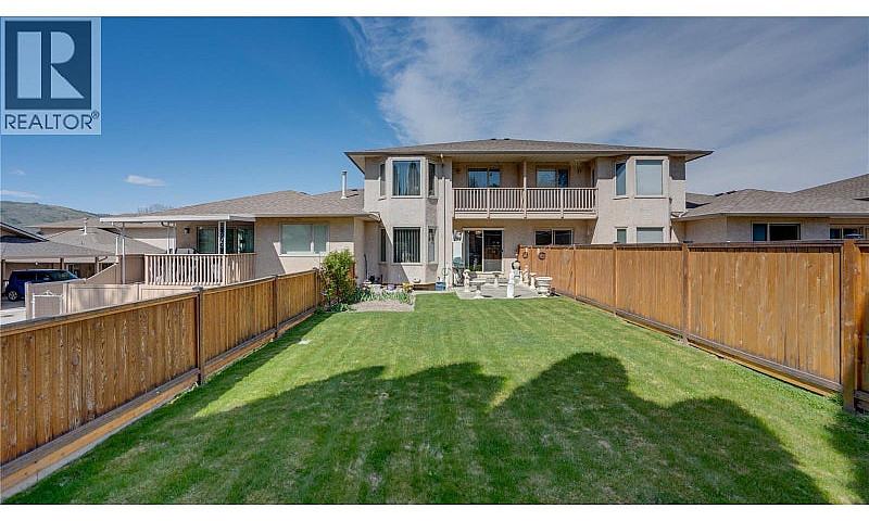 3906 Pleasant Valley...
