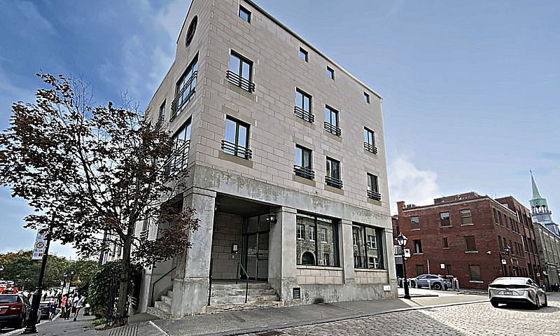 $379,900 - Loft For ...