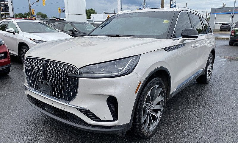 2025 Lincoln Aviator...