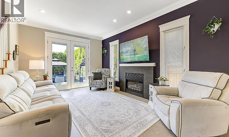 3077 Quail Crescent ...