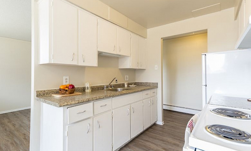2 Bedroom Apartment ...
