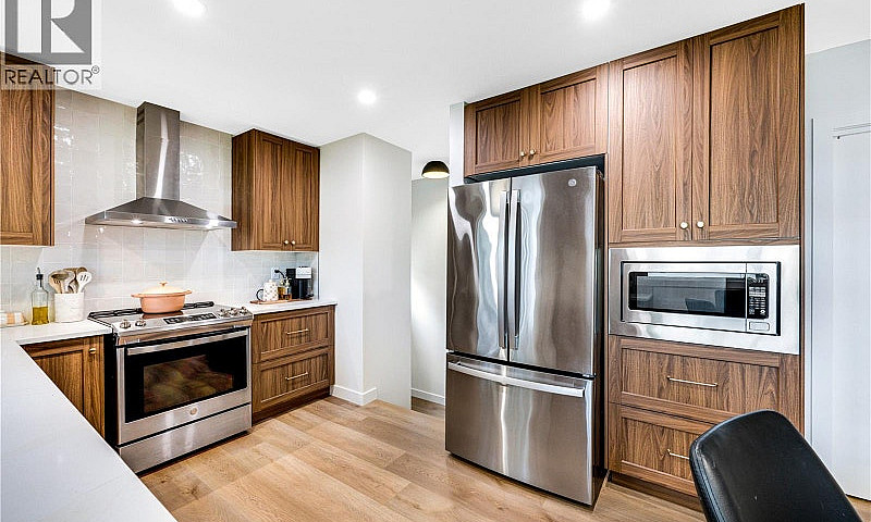 1313 Conn Avenue Sas...