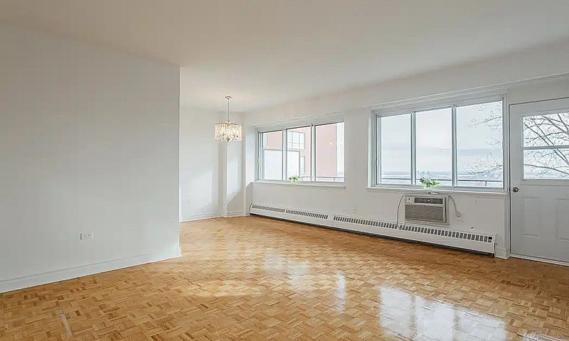 3 1/2, 1 Chambre, À ...