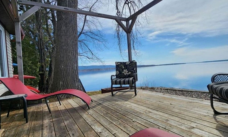 $324,900 - Cottage F...