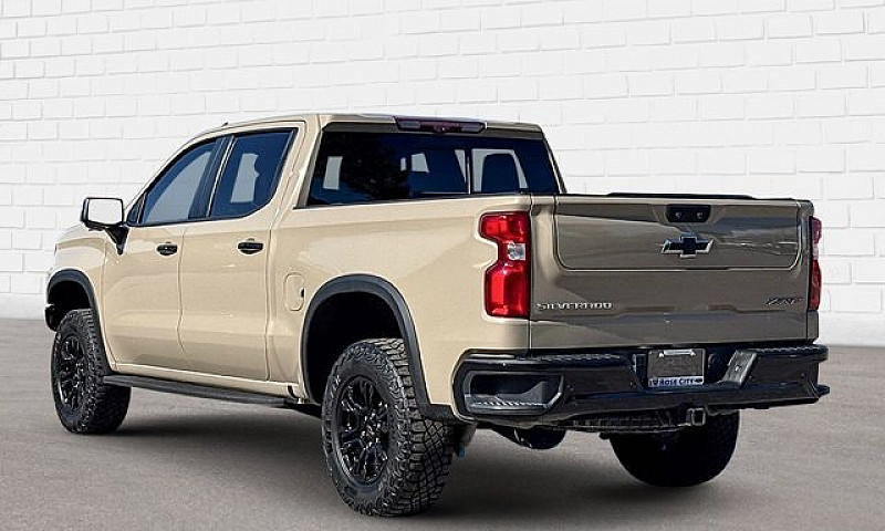 2022 Chevrolet Silve...