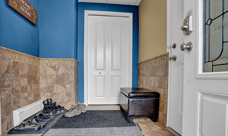 1643 General Cres...