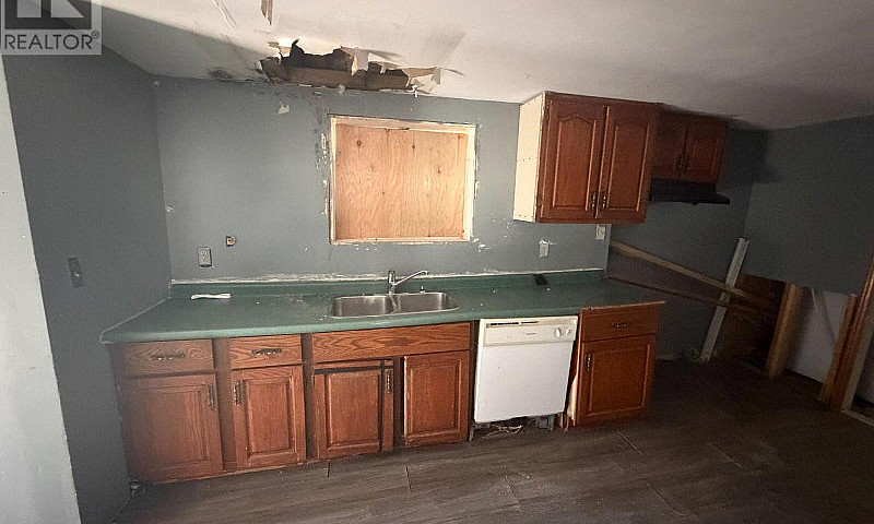 158 Trelawne Avenue ...