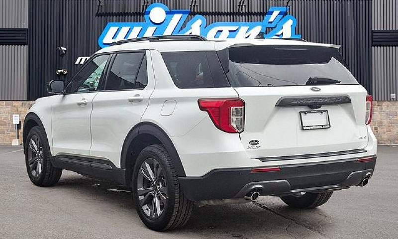 2024 Ford Explorer X...