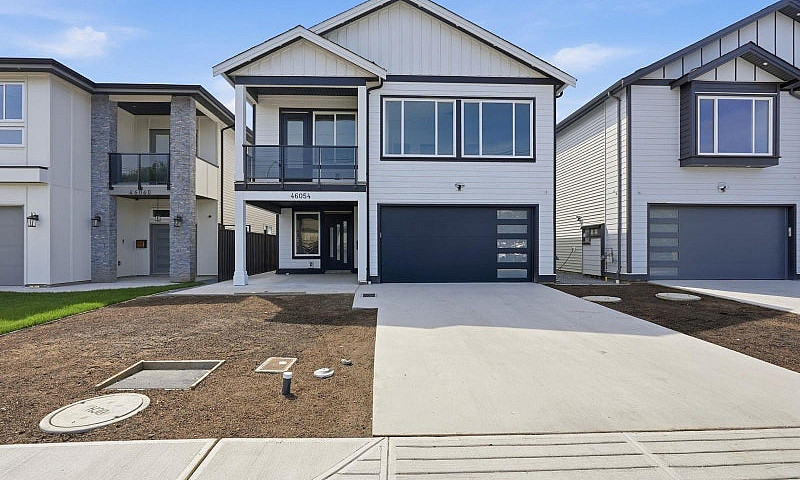 46054 Southlands Cre...