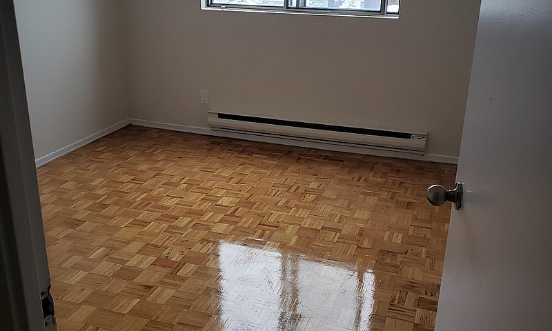 3  Bedroom...