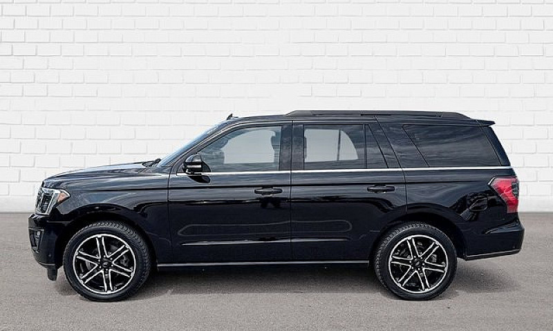 2021 Ford Expedition...