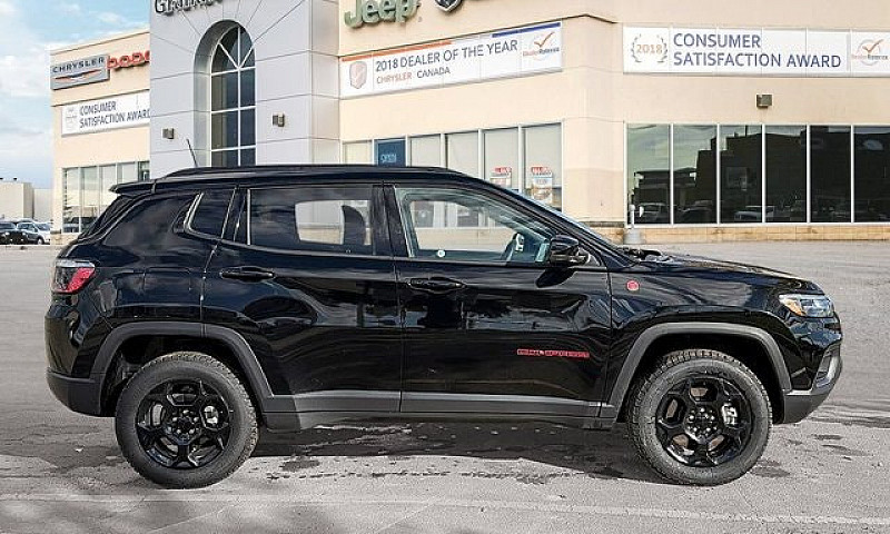 2024 Jeep Compass Tr...