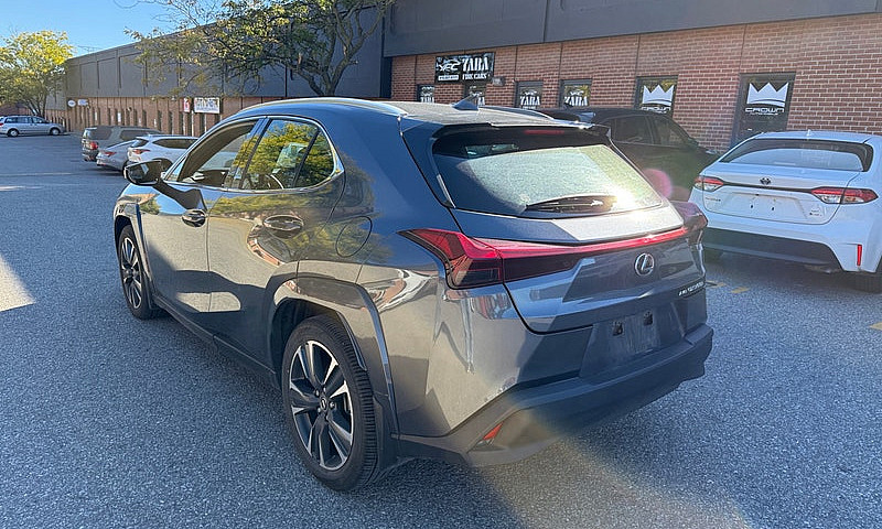 2025 Lexus Ux Ux 300...