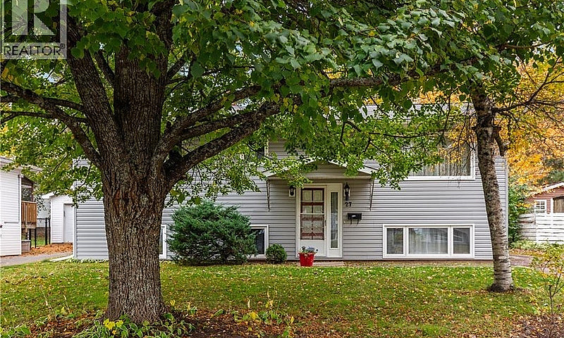 27 Brewster Street R...