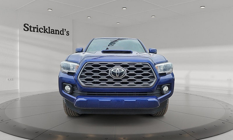2023 Toyota Tacoma 4...