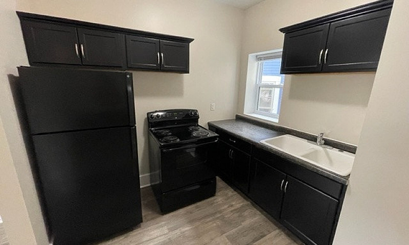 190 Balmoral - 1 Br ...