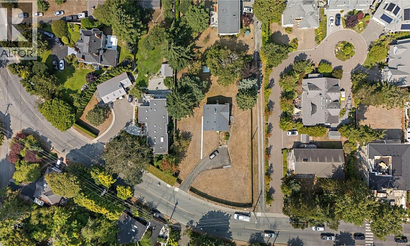 3934 Telegraph Bay R...