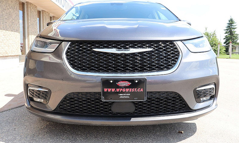 2021 Chrysler Pacifi...