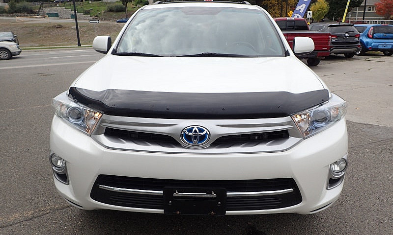 2013 Toyota Hilander...